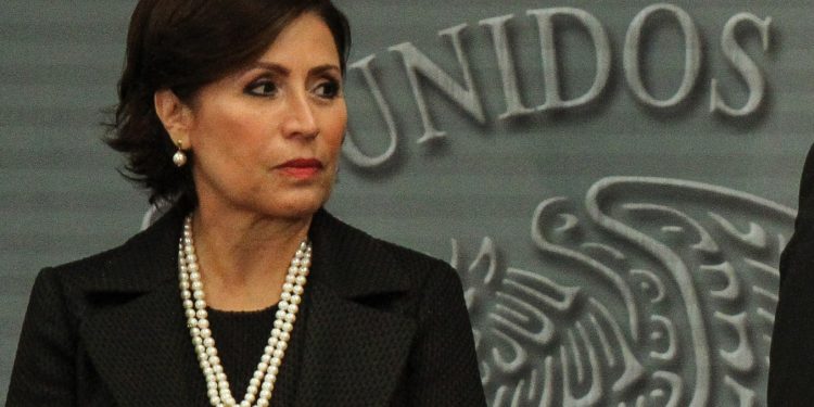 FGR evita ver a Robles para negociar; le piden informe de Estafa Maestra