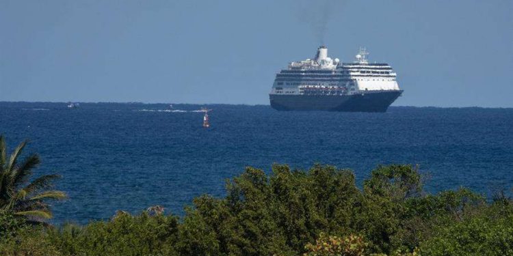 Florida pide al Gobierno de EE.UU. que permita reanudar los viajes de cruceros – NotiCel – La verdad como es – Noticias de Puerto Rico – NOTICEL