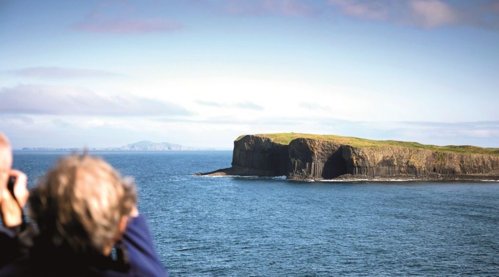 Fred. Olsen presenta sus cruceros panorámicos por las islas británicas para el mes de julio