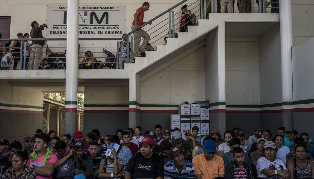Hacinamiento, sobrepoblación y falta de servicios médicos: las irregularidades en las estaciones migratorias del Gobierno de Peña Nieto