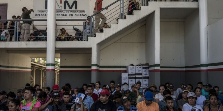 Hacinamiento, sobrepoblación y falta de servicios médicos: las irregularidades en las estaciones migratorias del Gobierno de Peña Nieto