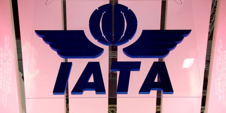 IATA pide a gobiernos que fomenten los viajes para ayudar a recuperación de aerolíneas