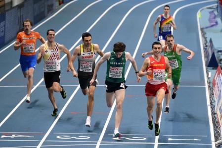 Mariano García se adjudica su serie de los 800 m, en Torún