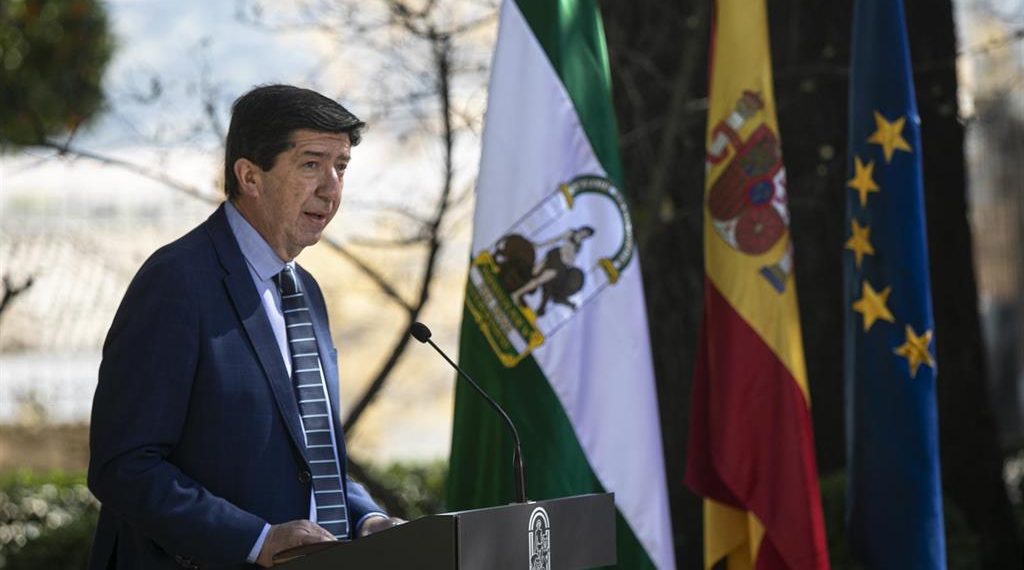 La Junta no ampliará horarios "por presiones" y su actuación sigue centrada en "salvar vidas"