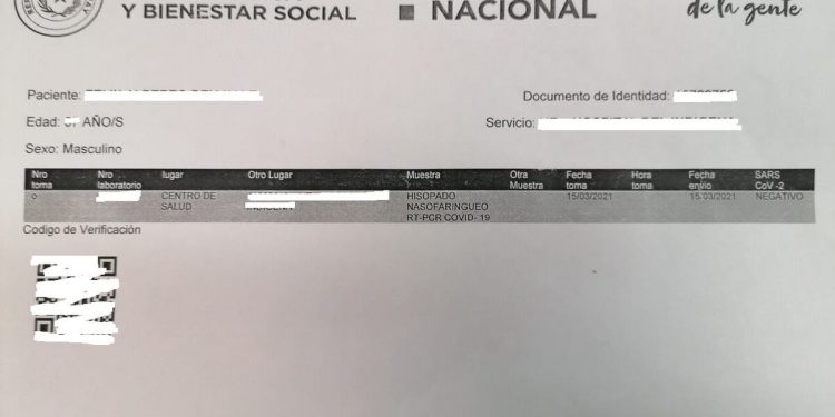 La Nación / Detectan en el aeropuerto adulteración de prueba del COVID-19 para viajar