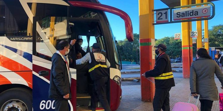 La Nación / Sin restricciones para viajes