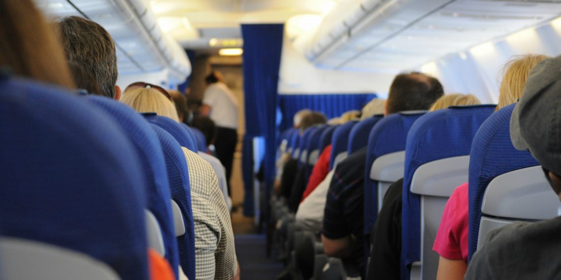 La vacunación no debería ser requisito para viajar: OACI