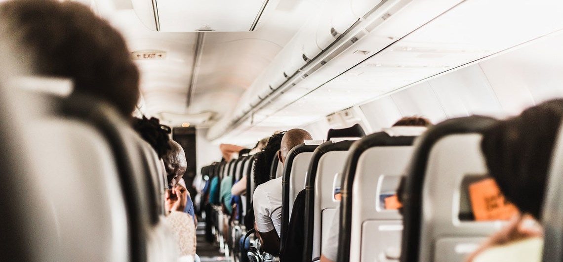 Lanza EU alerta, pide a sus ciudadanos reconsiderar viajes a México d