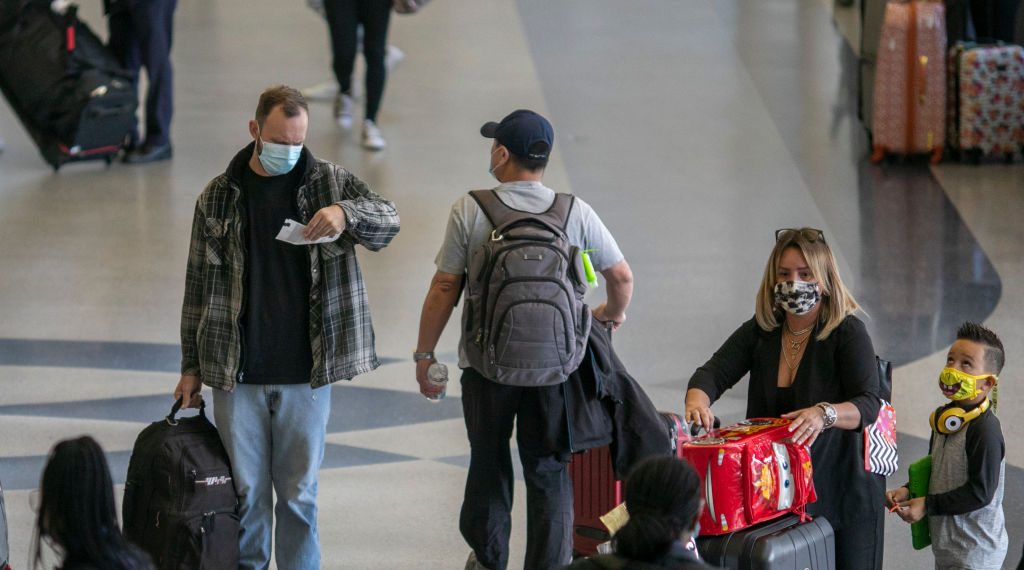 Los Ángeles advierte sobre viajes en vacaciones de primavera