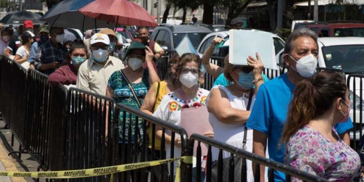 Mejora semáforo Covid de NL; dan reversa a cierres en parajes turísticos