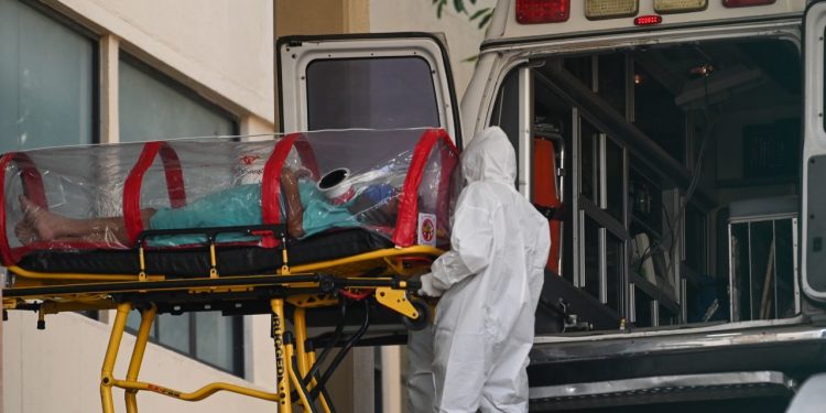 México registra 201 mil 429 muertes por COVID-19