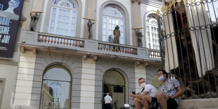 Optimismo en los Museos Dalí de Girona que reabrirán por Semana Santa