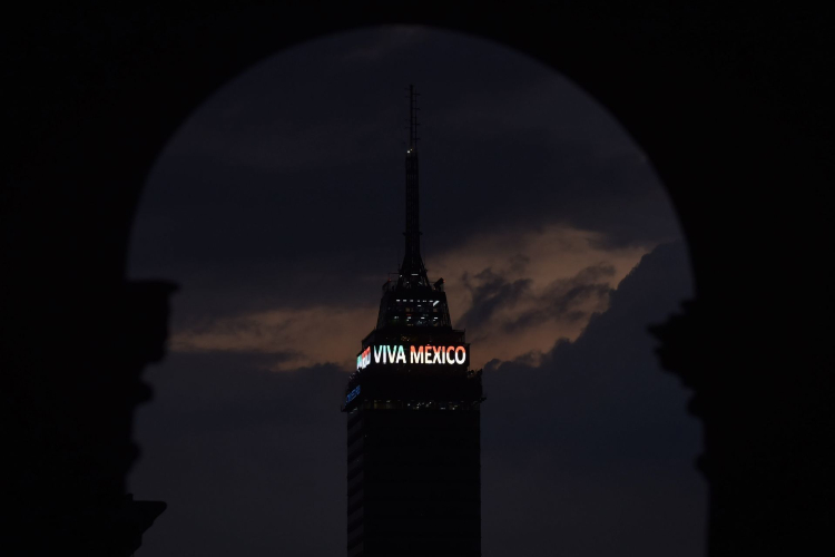 Pide EU considerar viajes a México de vacaciones