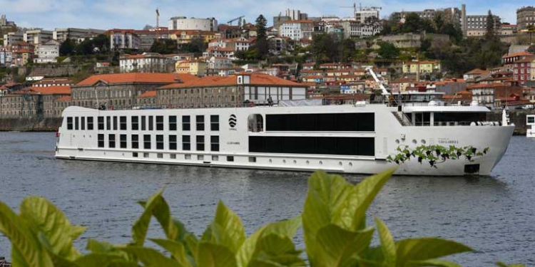 Portugal: DouroAzul recibe nuevo crucero fluvial destinado a pasajeros estadounidenses
