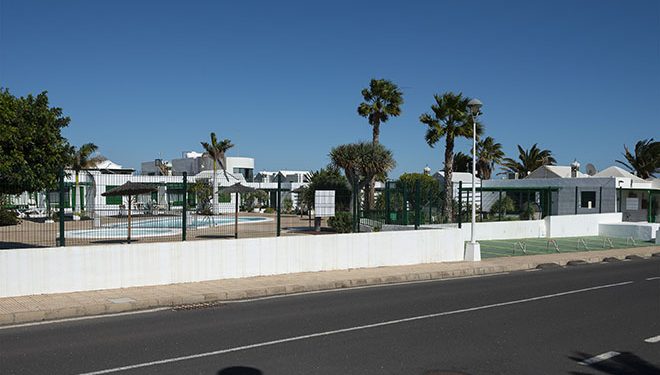 Problema turístico en Lanzarote: complejos donde se mezcla residencia y vivienda vacacional