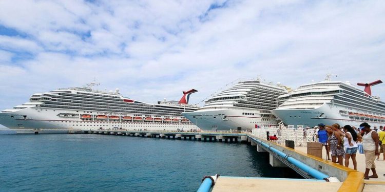 Quintana Roo cumple un ao sin visitas de cruceros a causa del COVID-19