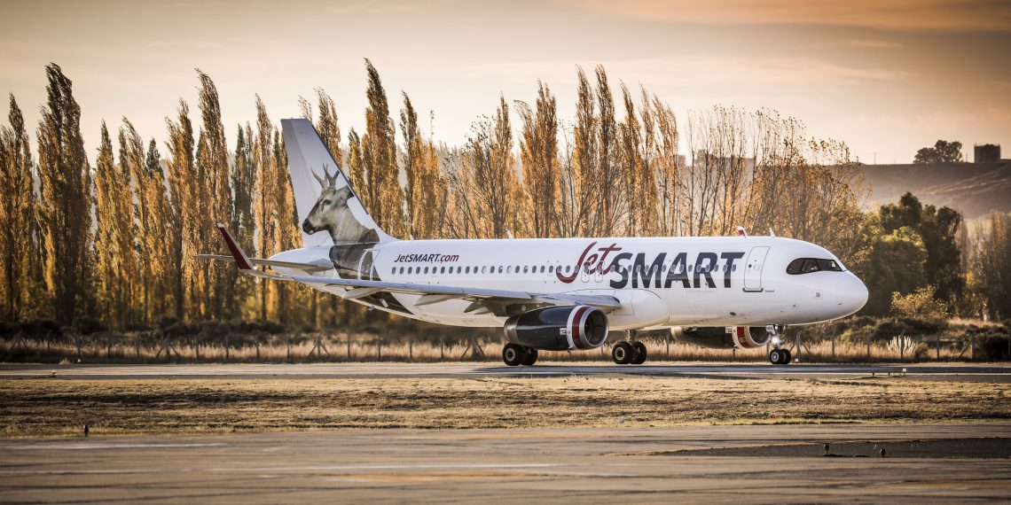 Reabre una low cost aérea: que rutas retomará