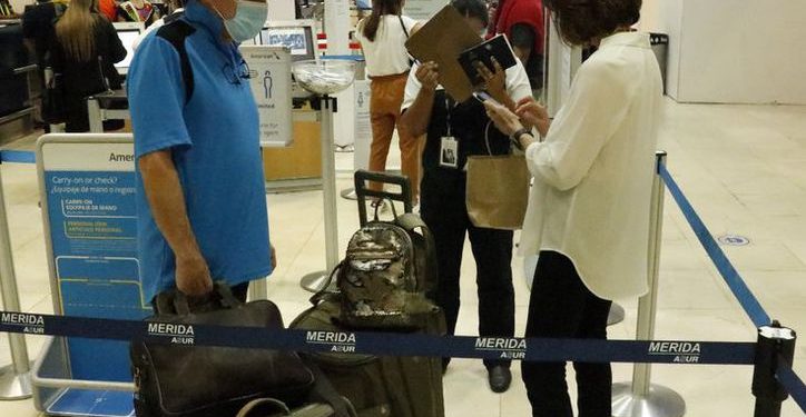 Recomiendan a grupos de alto riesgo que eviten viajes esta Semana Santa