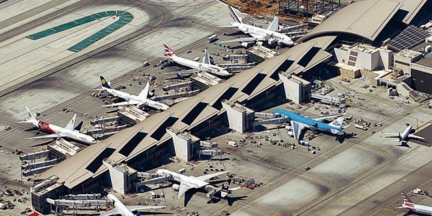 Récord de viajes en avión en pandemia