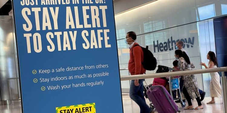 Reino Unido introduce nuevos trámites para los viajes durante el confinamiento