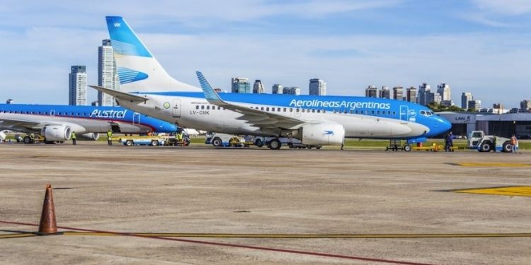 Restringen viajes a Brasil, Chile y México