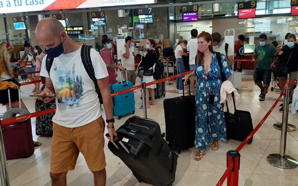 Sanidad lo aclara: se permiten todos los viajes al extranjero | Noticias de Agencias de viajes, rss1