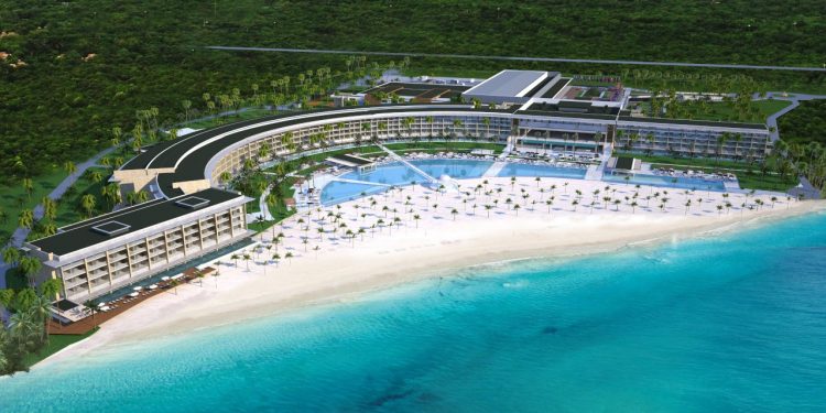 Sin miedo a tercera ola, turistas disparan 28% reservaciones en playas