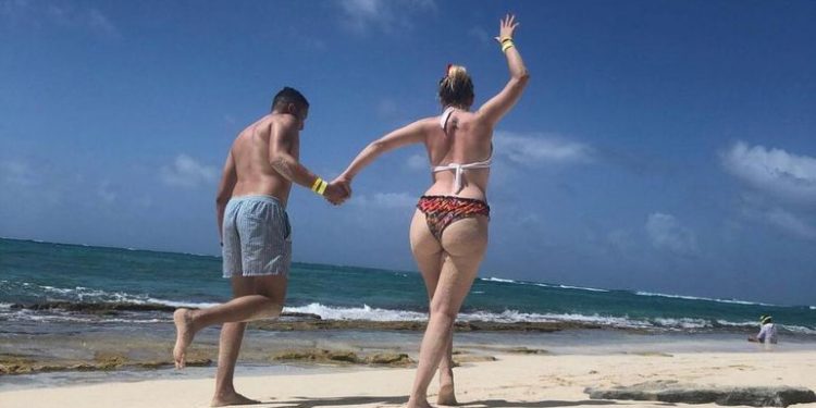 Compatriotas veraneando en San Andrés, una isla colombiana del mar Caribe