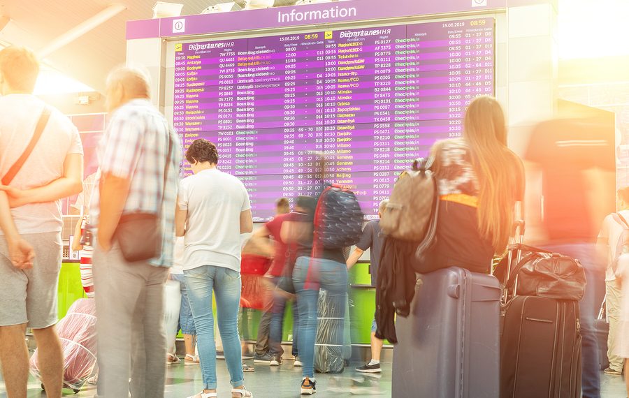 Turismo podría alzarse en los próximos meses, según encuesta de AMVO