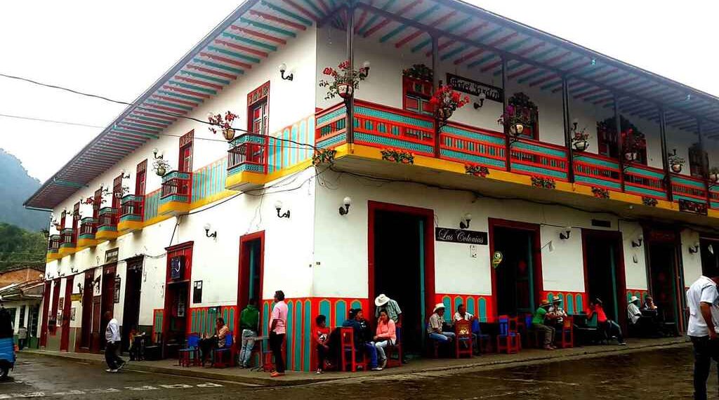 Un viaje para despertar con un buen café