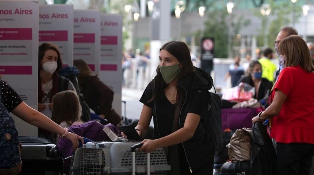 Unos 143 estudiantes argentinos estn varados en Cancn esperando el resultado del PCR : : El Litoral - Noticias - Santa Fe - Argentina