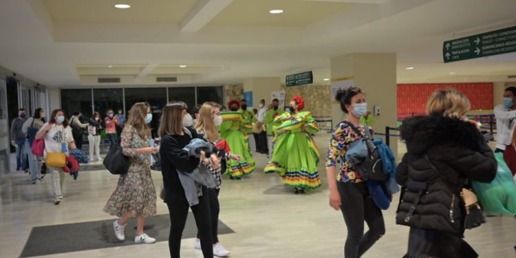 1618369803 952 Grupo Barcelo impulsa retorno del turismo espanol a RD con - Grupo Barceló impulsa retorno del turismo español a RD con Fam Trip de Ávoris