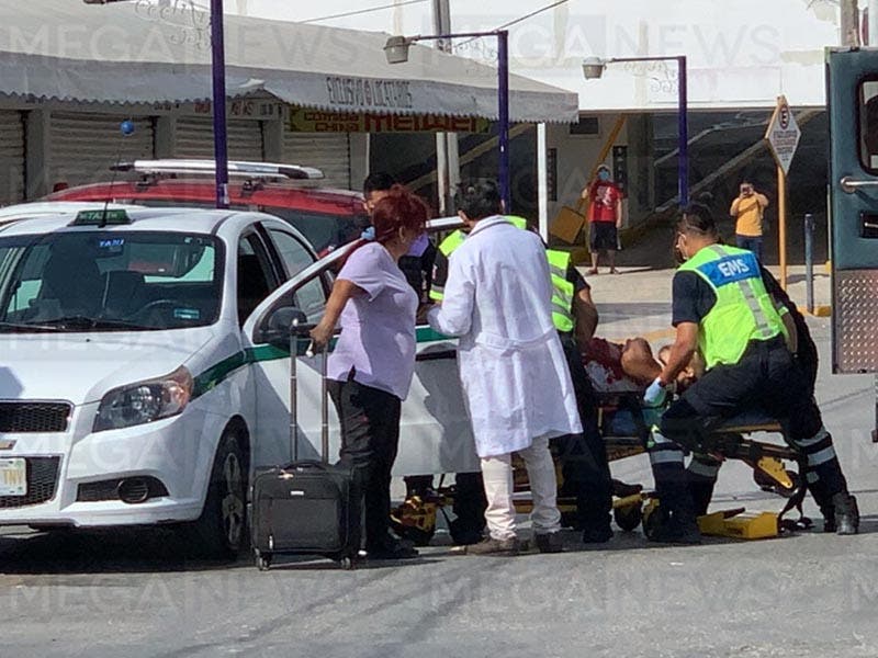 Balean a un taxista frente a un paradero, cerca de 'El Crucero'