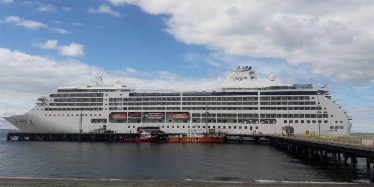 Gerente general de la EPAustral asegura que cruceros podrían volver a Magallanes el último trimestre
