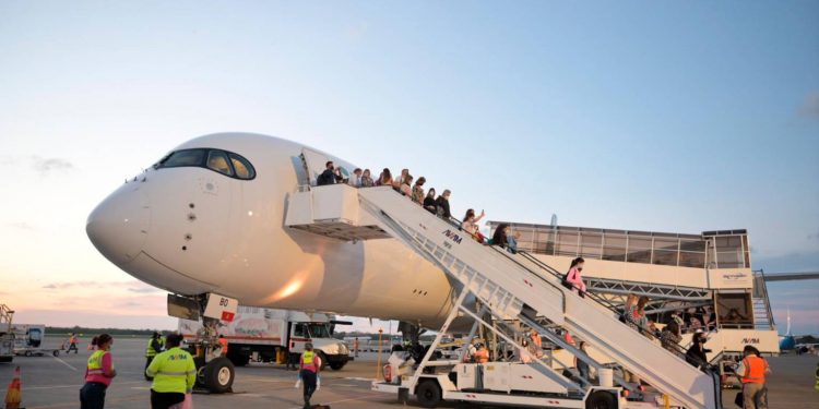 Agentes de viajes y periodistas conocen atractivos turísticos del país y medidas de seguridad