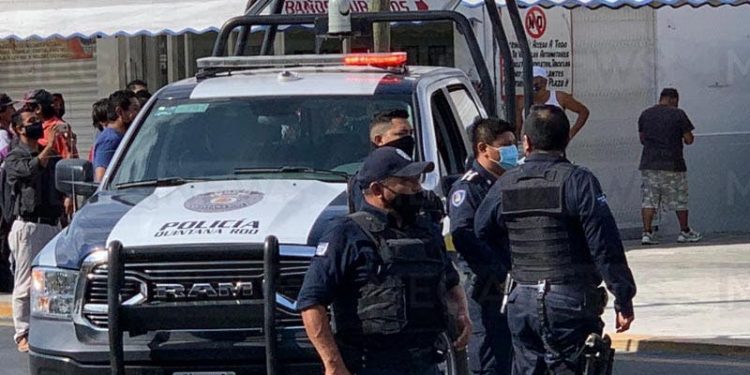 Balean a un taxista frente a un paradero, cerca de 'El Crucero'
