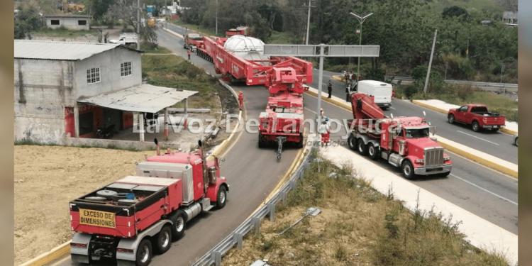 Convoy de turbina libra crucero tres huastecas