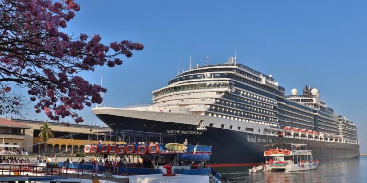 Crucero Nieuw Amsterdam estará tres días en Puerto Vallarta