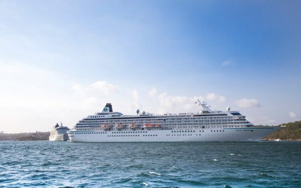Crystal Symphony será el primer crucero con puerto base programado en Antigua