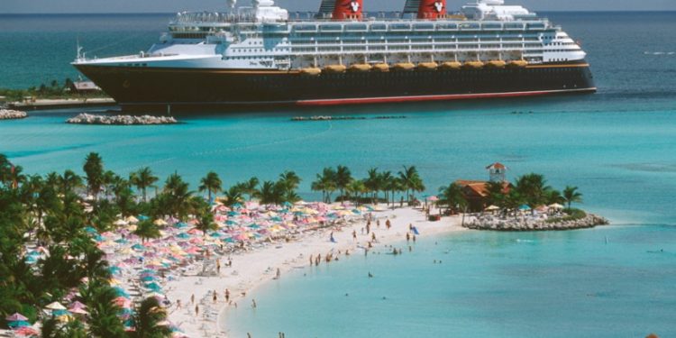 Disney Cruise Line programa operaciones  para la temporada de verano 2022