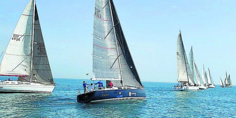 El 'M8' conquista la primera de las dos regatas del Trofeo Magdalena en el RC Náutico de Castellón