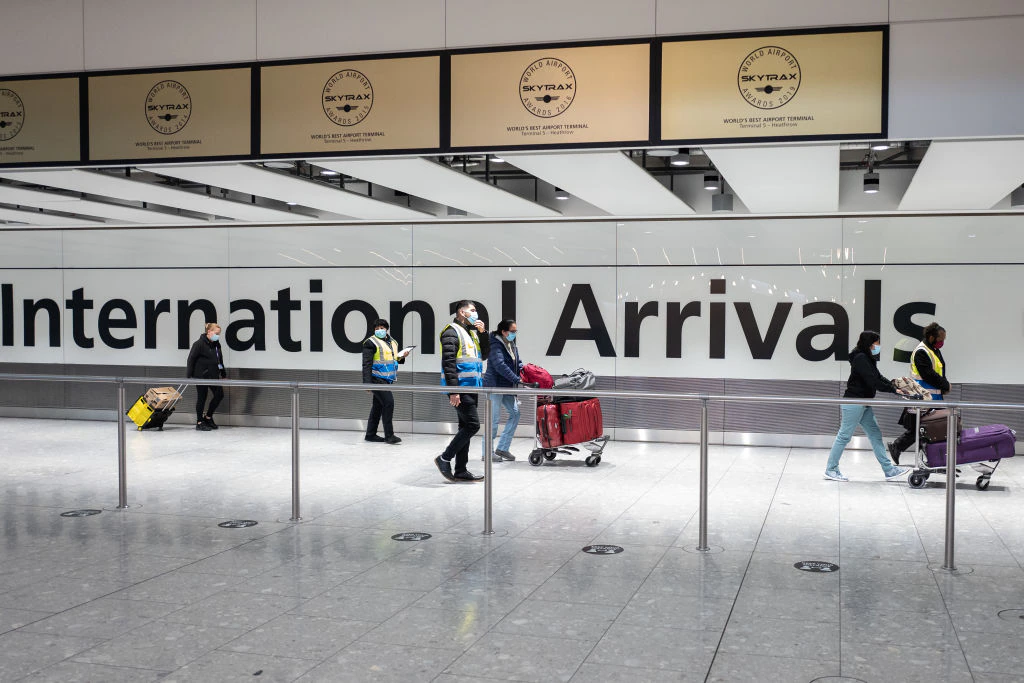 El número de pasajeros de Heathrow cayó cuatro quintas partes en marzo: CityAM