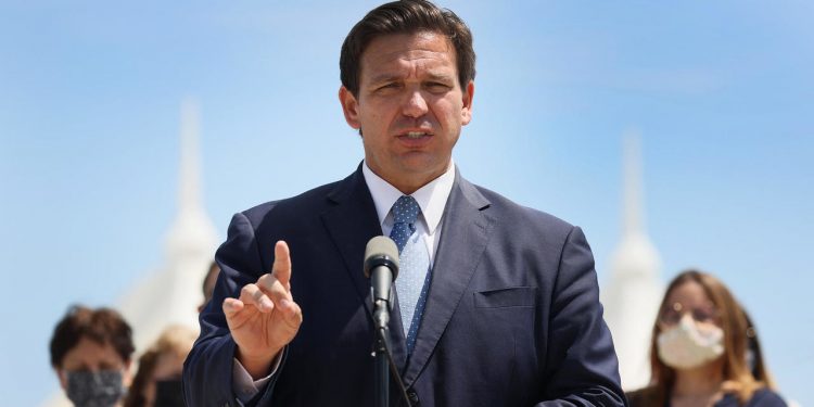 Florida demanda al gobierno de Biden por las restricciones a los cruceros