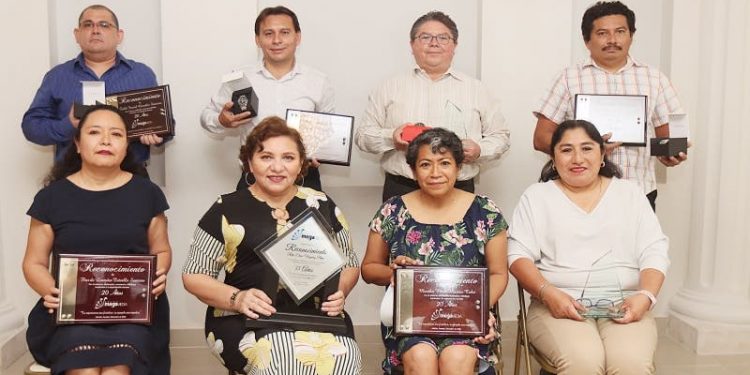 Honran el compromiso de colaboradores de Grupo Megamedia