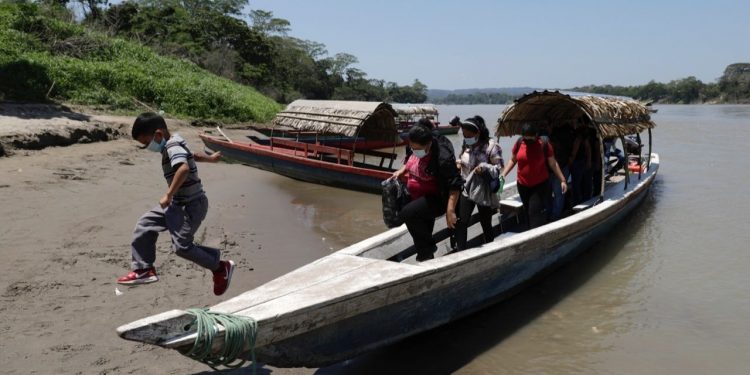 INM bloquea labores de acompaamiento en punto fronterizo, denuncian activistas ante la ONU
