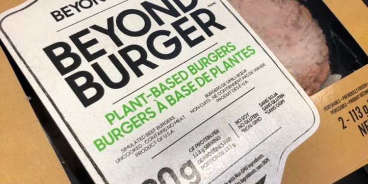 Impossible Foods debuta en las tiendas y enfrenta a Beyond Meat