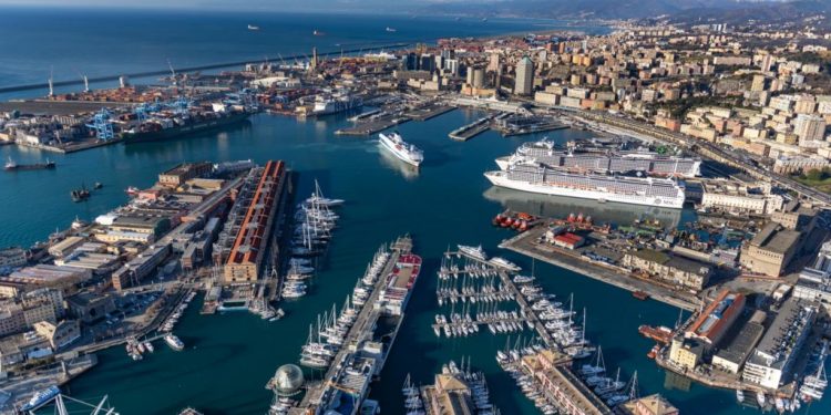 Italia: Puertos de Liguria Occidental renuevan acuerdo para reducir impacto ambiental de cruceros