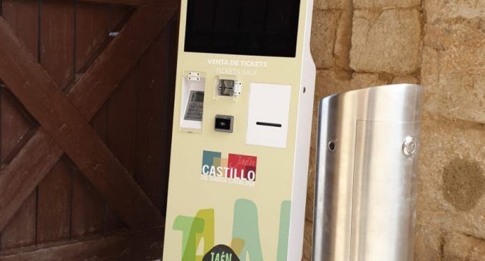 La venta de entradas al Castillo a través de la web permite reservar día y hora para visitar la fortaleza
