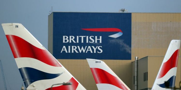 Las aerolíneas británicas esperan que el 17 de mayo se reanuden los viajes