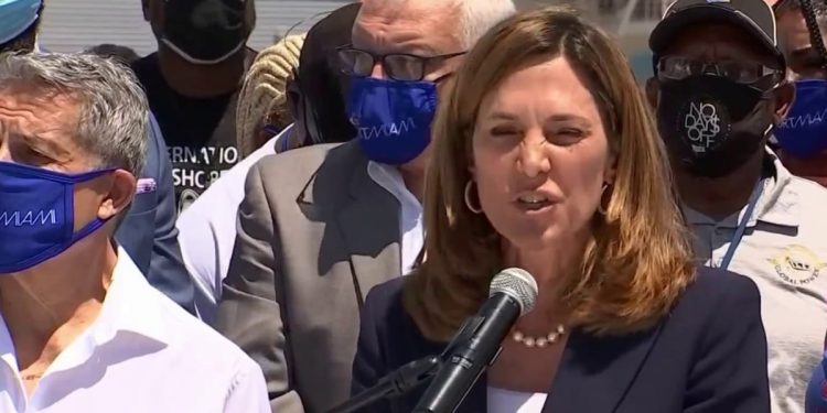 Líderes locales apoyan a industria de los cruceros – Telemundo Miami (51)